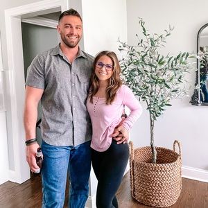 Meet your Posher, Casey